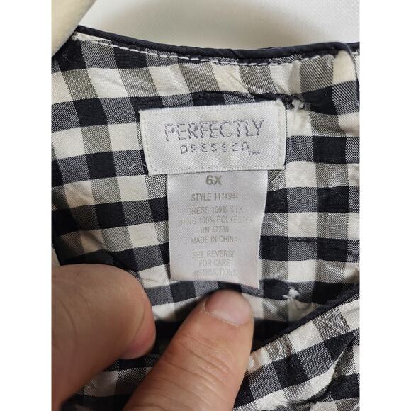 Perfectly Dressed Girl's Black And White Plaid Dress Size 6X Bow Tie - Picture 3 of 9